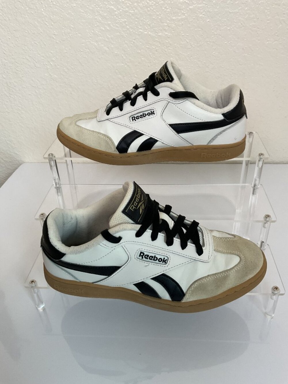 Reebok Classic Sneakers White/Black Gum Sole | Women’s Size 7 |